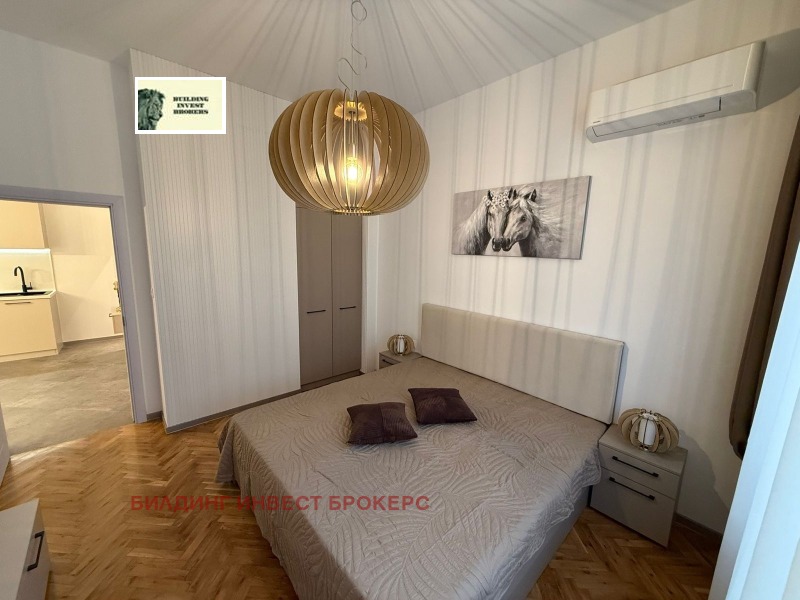 Продава 3-СТАЕН, гр. София, Център, снимка 8 - Апартаменти - 53033500