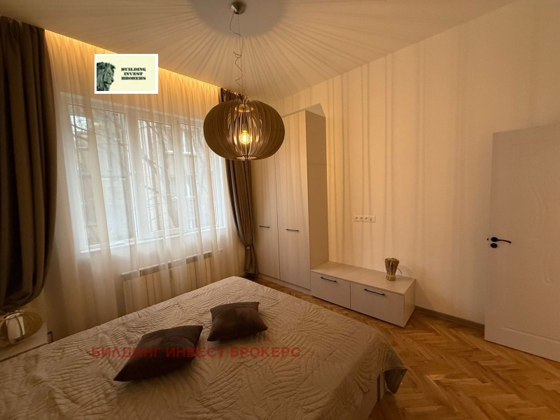 Продава 3-СТАЕН, гр. София, Център, снимка 5 - Апартаменти - 53033500