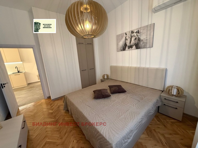 Продава 3-СТАЕН, гр. София, Център, снимка 6 - Апартаменти - 53033500