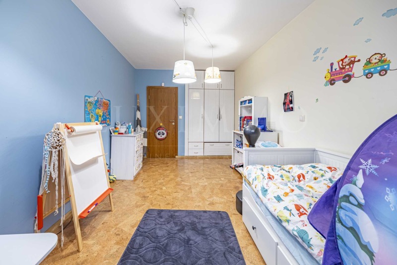 Продава 4-СТАЕН, гр. София, Бояна, снимка 11 - Апартаменти - 52152999