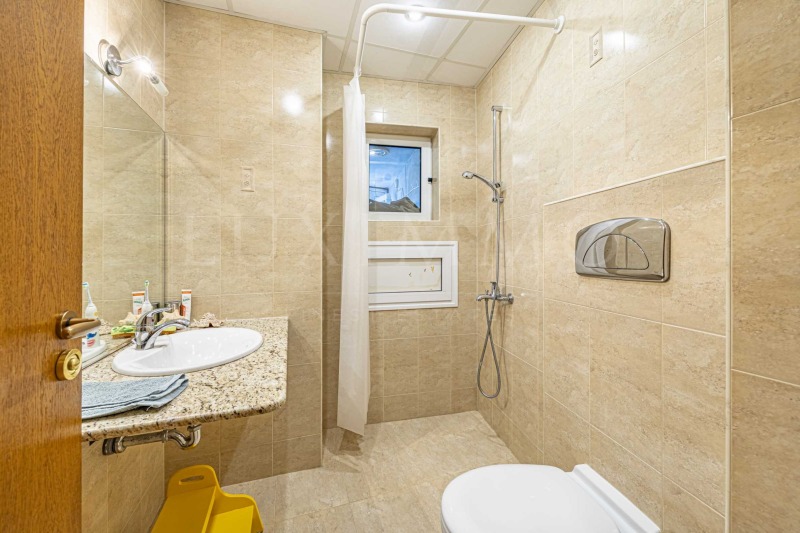 Продава 4-СТАЕН, гр. София, Бояна, снимка 15 - Апартаменти - 52152999