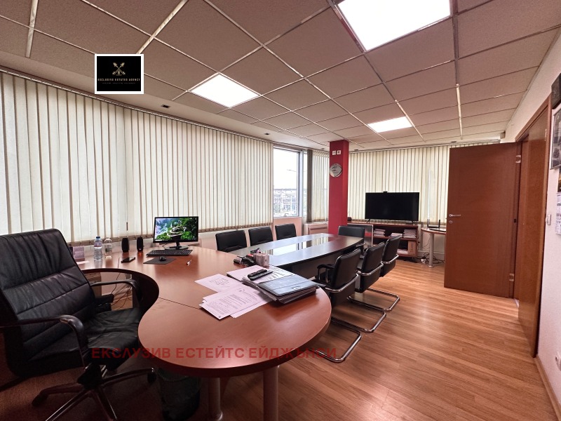 Eladó  Hivatal Plovdiv , Centar , 94 négyzetméter | 75703106 - kép [2]