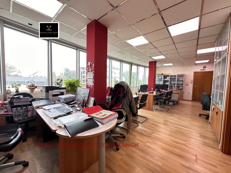 Eladó  Hivatal Plovdiv , Centar , 94 négyzetméter | 75703106 - kép [4]