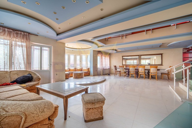 En venta  Casa región Varna , Ignatievo , 250 metros cuadrados | 48714043 - imagen [2]
