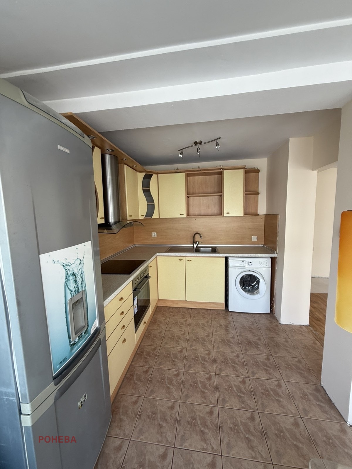 Продава 3-СТАЕН, гр. Варна, ВИНС-Червен площад, снимка 3 - Апартаменти - 53895013