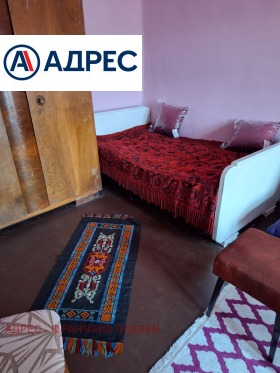 σπίτι Κατυνετσ, περιοχή Lovech 3