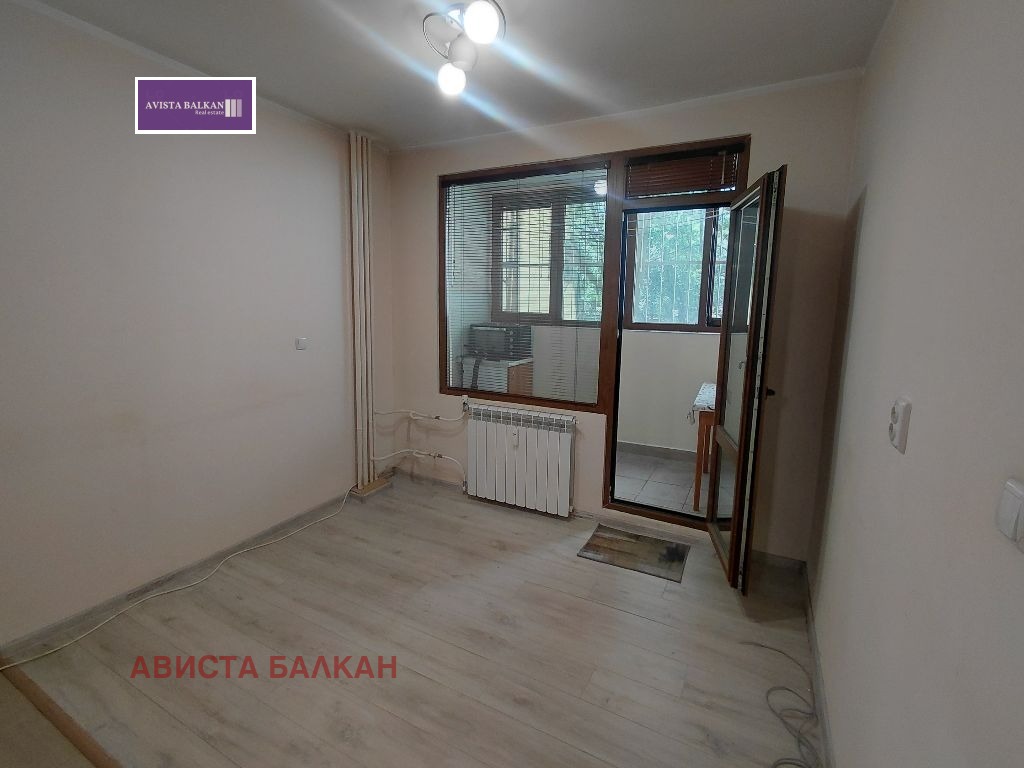 Продава 3-СТАЕН, гр. София, Лагера, снимка 11 - Апартаменти - 55306973