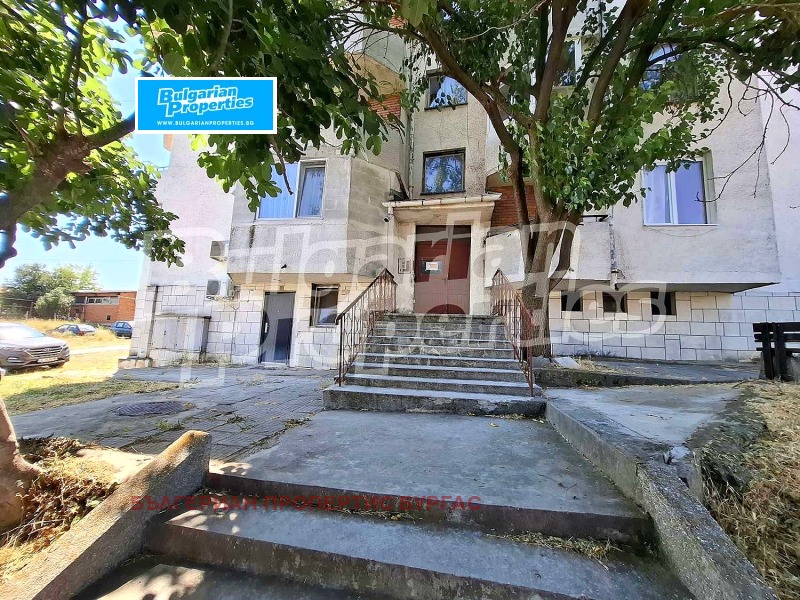 Продава  2-стаен област Бургас , гр. Средец , 77 кв.м | 60122005