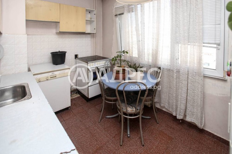 Продава 2-СТАЕН, гр. София, Люлин 7, снимка 2 - Апартаменти - 52627104