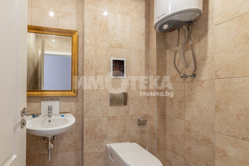 Myytävänä  2 makuuhuonetta Varna , k.k. Tšajka , 115 neliömetriä | 31835487 - kuva [11]