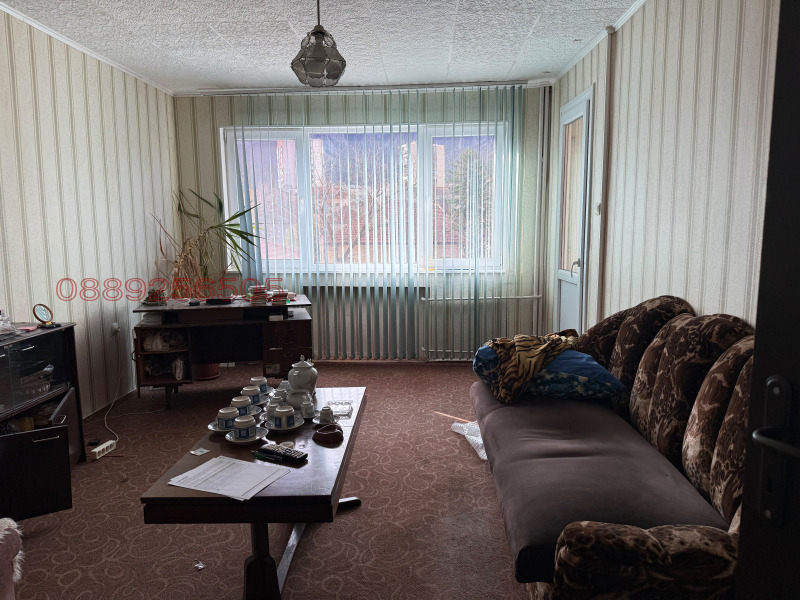 Продава 3-СТАЕН, гр. Враца, Околчица