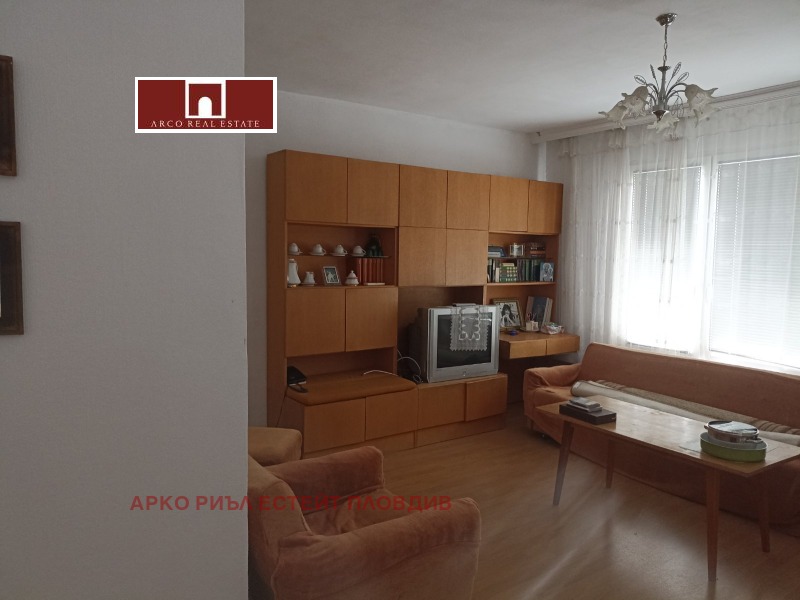 Продава 3-СТАЕН, гр. Пловдив, Младежки Хълм, снимка 2 - Апартаменти - 52659952