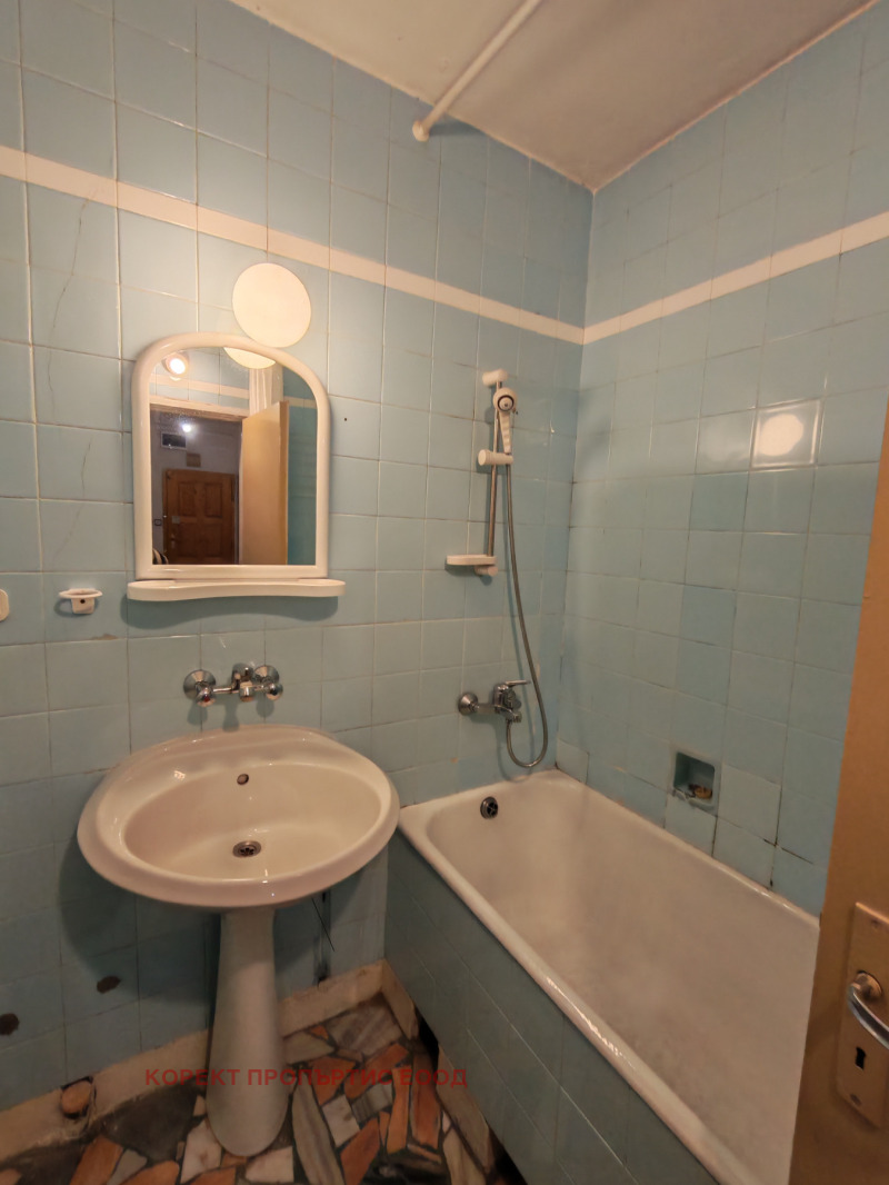 Продава 3-СТАЕН, гр. София, Банишора, снимка 5 - Апартаменти - 53258142