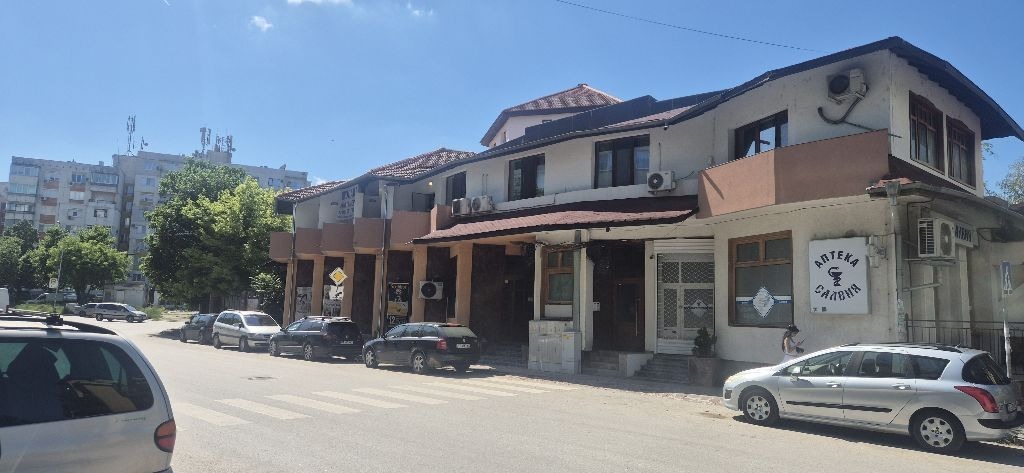 Продава МАГАЗИН, гр. Велико Търново, Бузлуджа, снимка 5 - Магазини - 46901095
