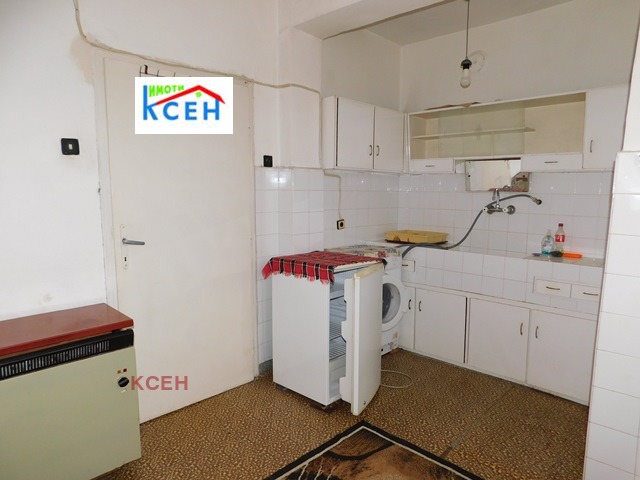 Продава 2-СТАЕН, гр. Търговище, Център, снимка 7 - Апартаменти - 53228602