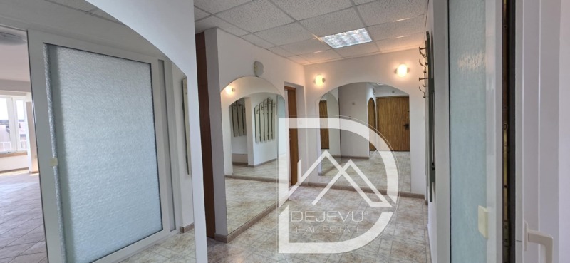 Eladó  2 hálószobás Varna , Briz , 200 négyzetméter | 14780732 - kép [5]