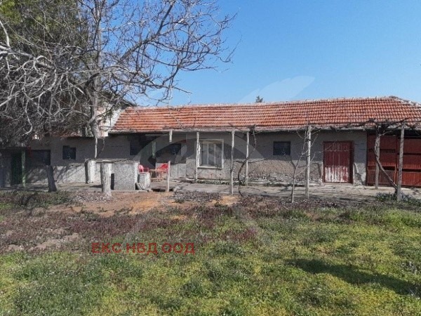 En venta  Casa región Plovdiv , Cheshnegirovo , 145 metros cuadrados | 93453917 - imagen [2]