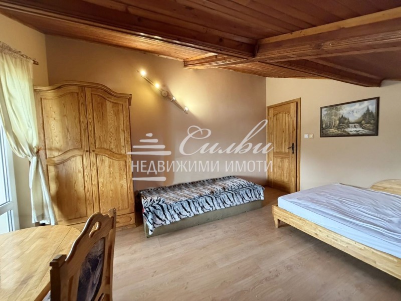 Продава КЪЩА, гр. Шумен, Център, снимка 2 - Къщи - 53370652