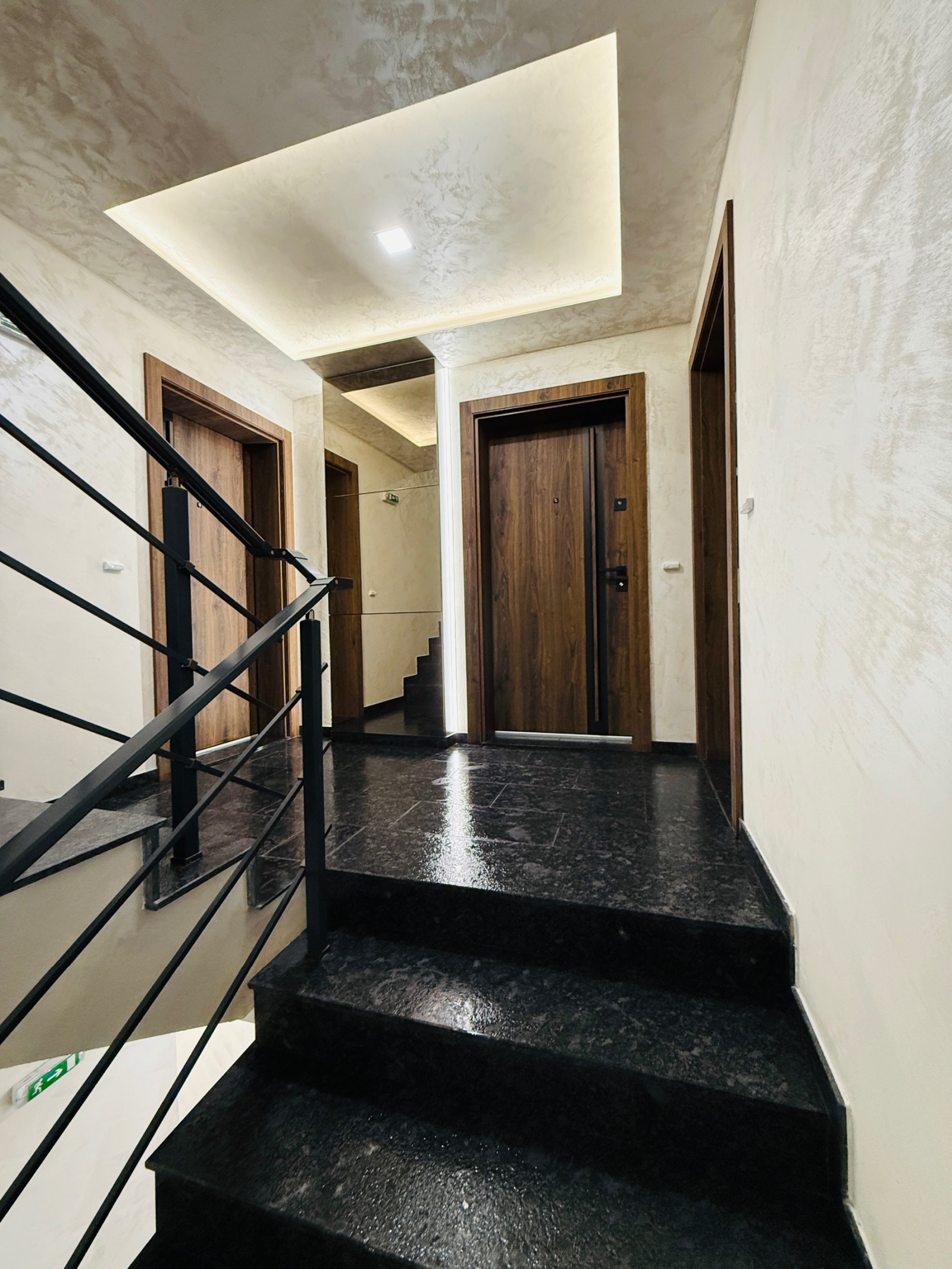 Продава 2-СТАЕН, гр. Перник, Център, снимка 14 - Апартаменти - 50593222