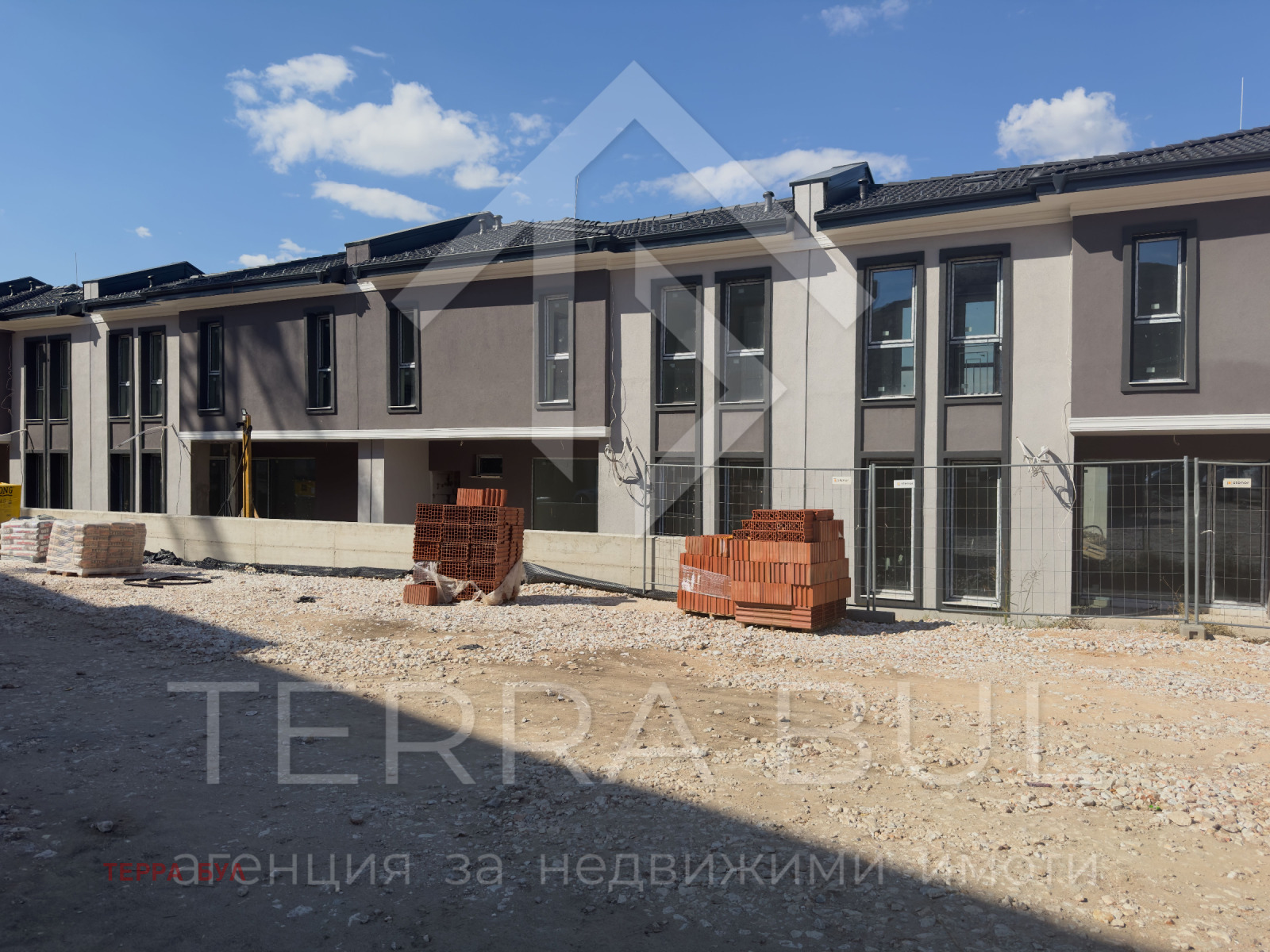 Продава КЪЩА, с. Марково, област Пловдив