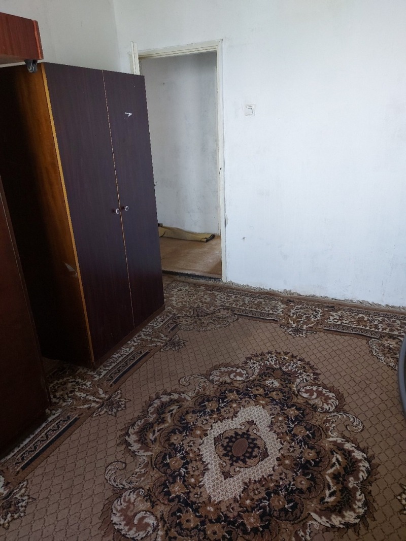 Продаја  1 спаваћа соба Русе , Здравец Изток , 63 м2 | 78784589 - слика [5]