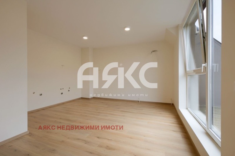 Продава 3-СТАЕН, гр. София, Манастирски ливади, снимка 2 - Апартаменти - 52835885