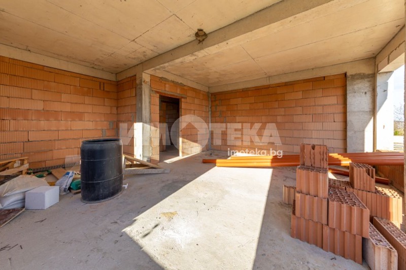 Продава КЪЩА, гр. Варна, м-т Евксиноград, снимка 12 - Къщи - 53202734