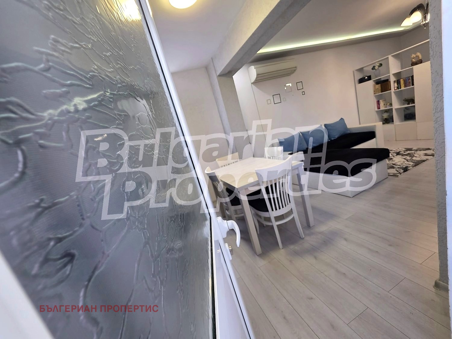 Продава 2-СТАЕН, гр. Шумен, Добруджански, снимка 2 - Апартаменти - 53986121