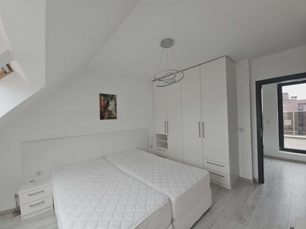 Продава 4-СТАЕН, гр. София, Център, снимка 6 - Апартаменти - 54527100