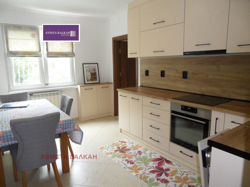Продава 3-СТАЕН в град София, Център - 122 кв.м / 355 000 € » 694 319.65 лв., АВИСТА БАЛКАН