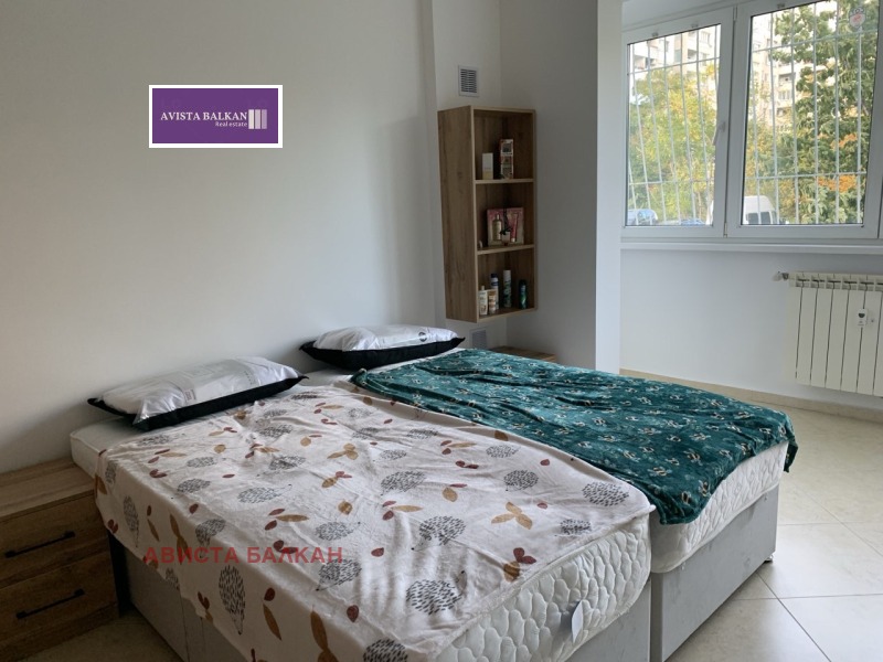 Na prodej  2 ložnice Sofia , Centar , 122 m2 | 69195915 - obraz [9]