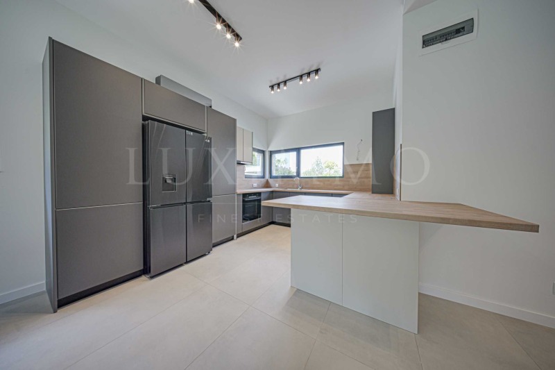 Продава КЪЩА, гр. София, Бояна, снимка 13 - Къщи - 53292075