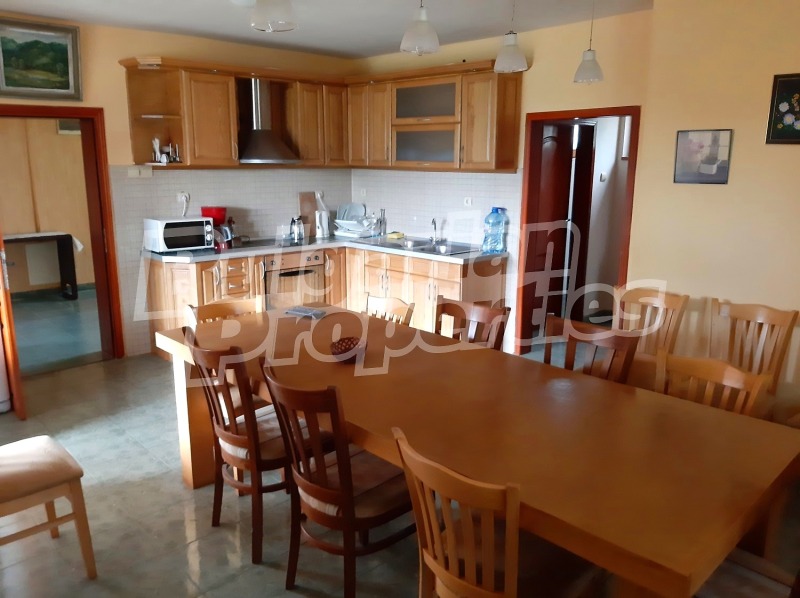 Продава ХОТЕЛ, с. Кръвеник, област Габрово, снимка 2 - Хотели - 52748859