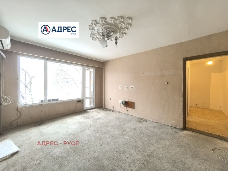Продава 1-СТАЕН в град Русе, Родина 1 - 46 кв.м / 60 000 € » 117 349.80 лв., АДРЕС - РУСЕ