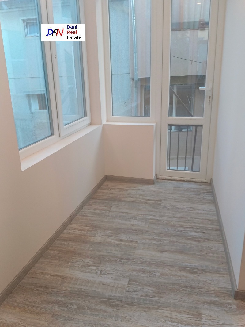 Na prodej  1 ložnice Varna , Centar , 88 m2 | 40991148 - obraz [9]