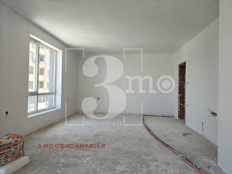 Te koop  2 slaapkamers Sofia , Ljulin - tsentar , 137 m² | 94044291