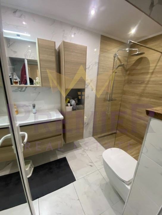 Продава МНОГОСТАЕН, гр. Бургас, Възраждане, снимка 10 - Апартаменти - 53717633