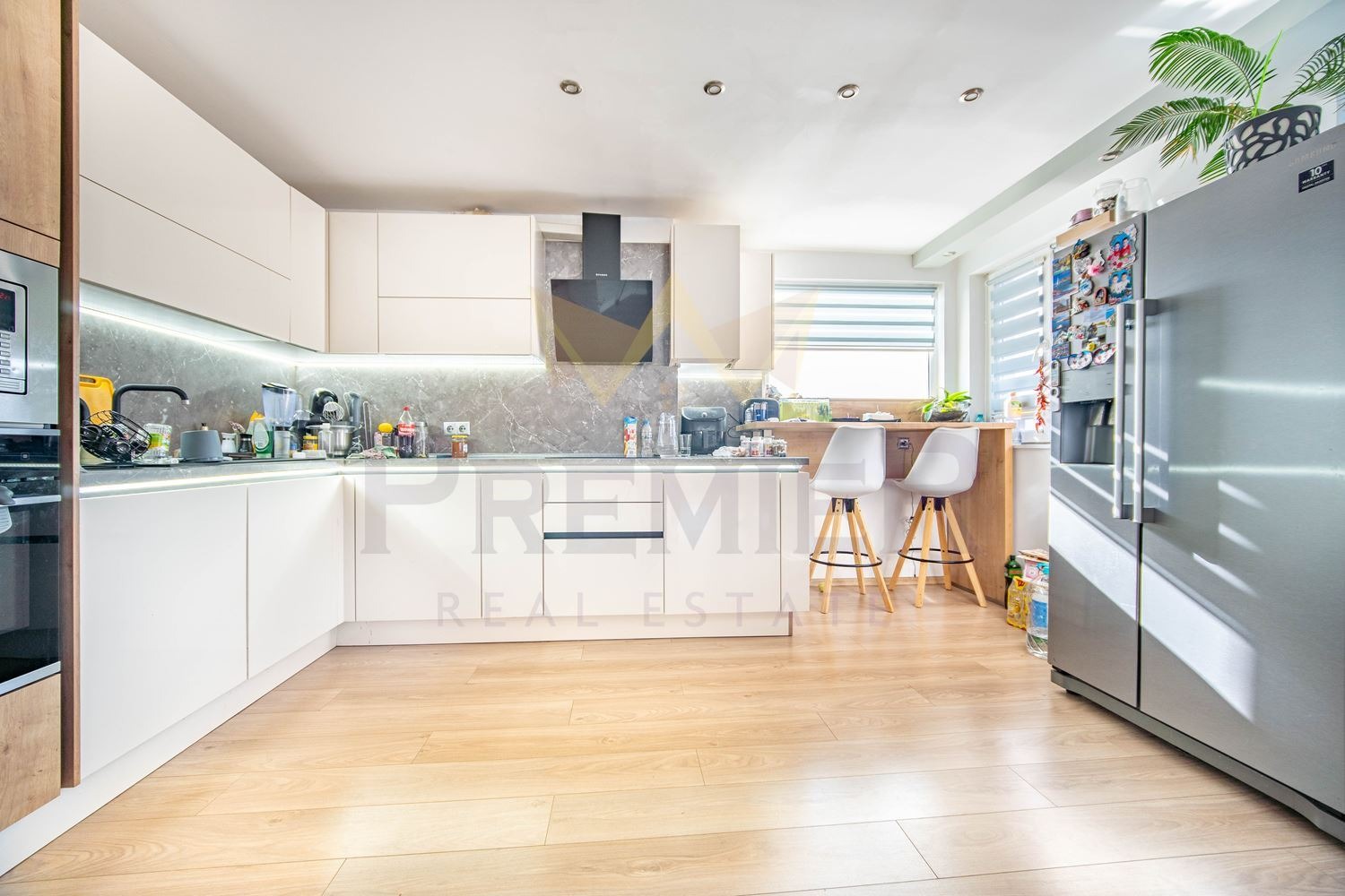 Продава МНОГОСТАЕН, гр. Бургас, Възраждане, снимка 5 - Апартаменти - 53717633