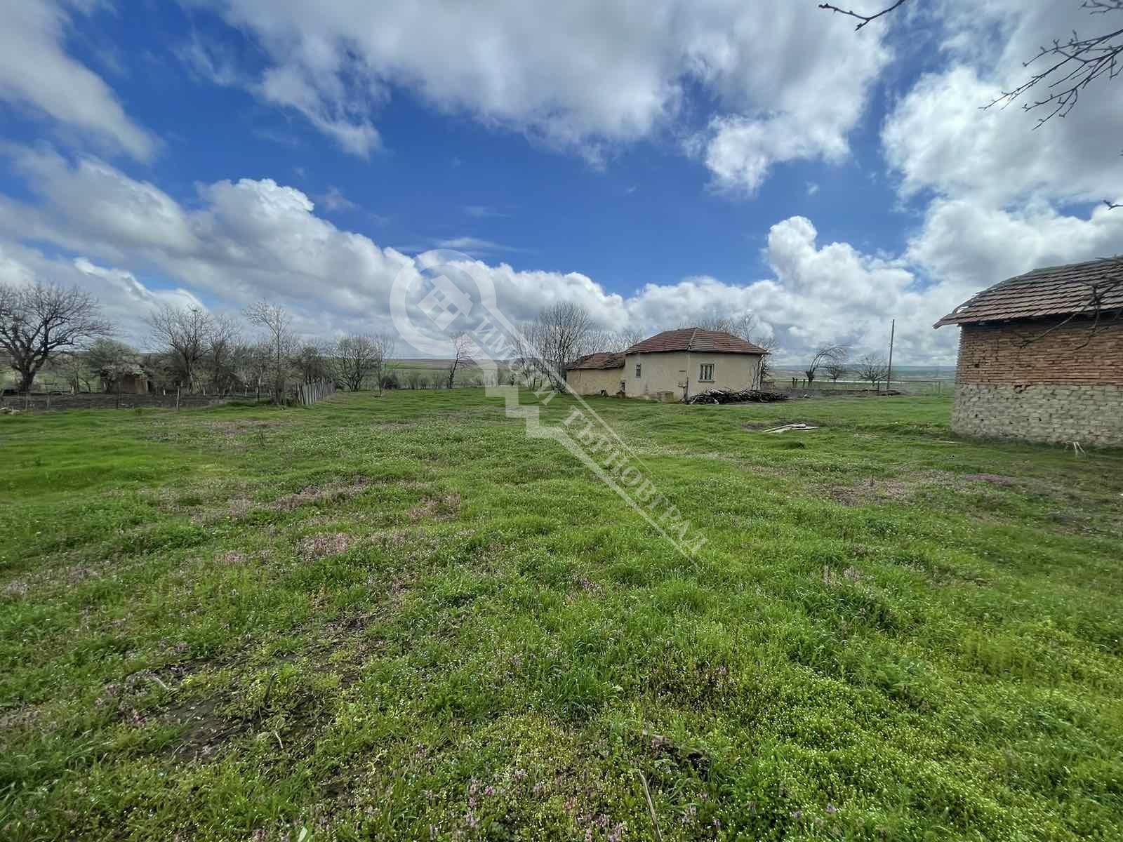 Продава КЪЩА, с. Караисен, област Велико Търново, снимка 17 - Къщи - 54081306