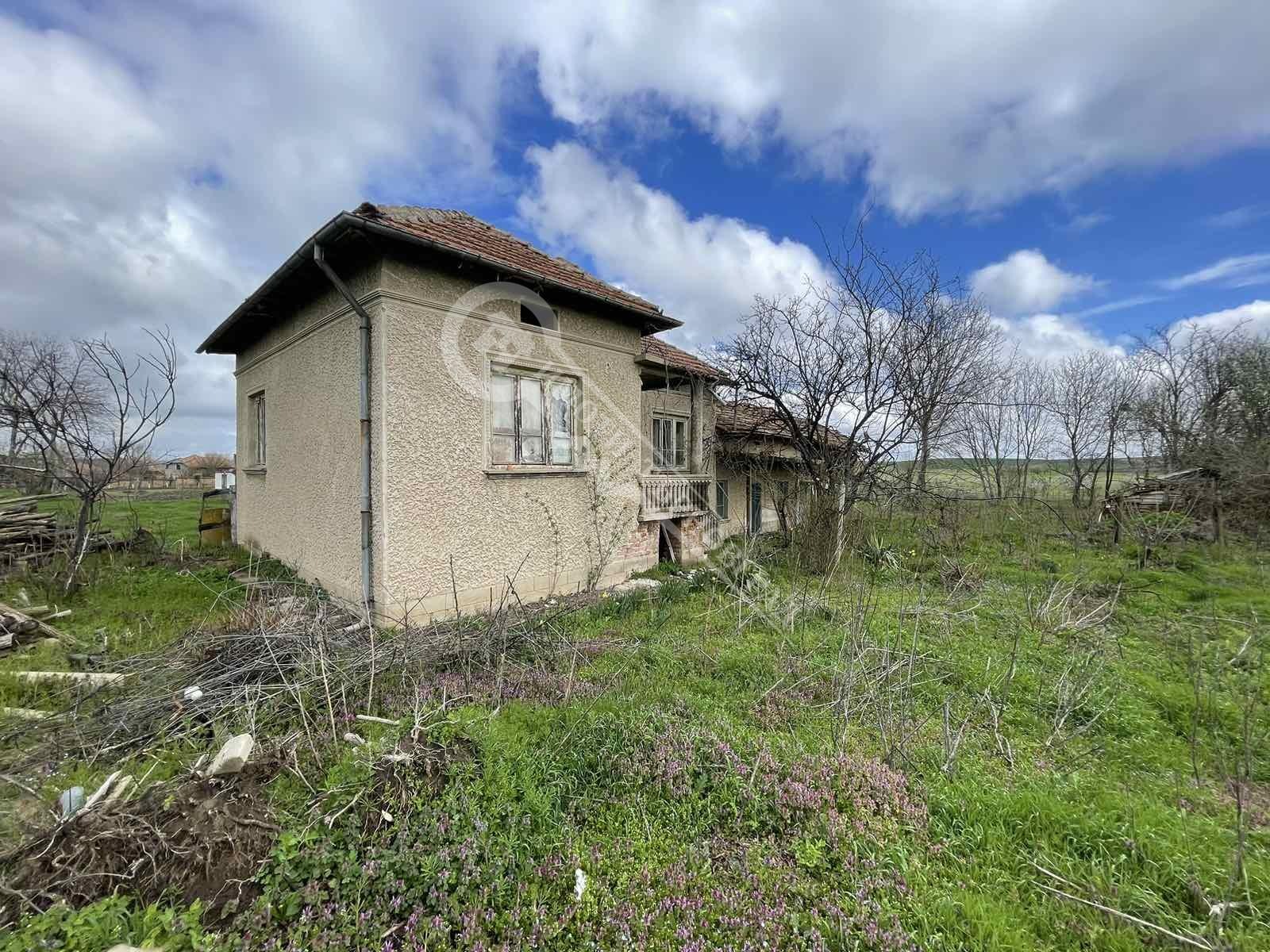 Продава КЪЩА, с. Караисен, област Велико Търново, снимка 16 - Къщи - 54081306