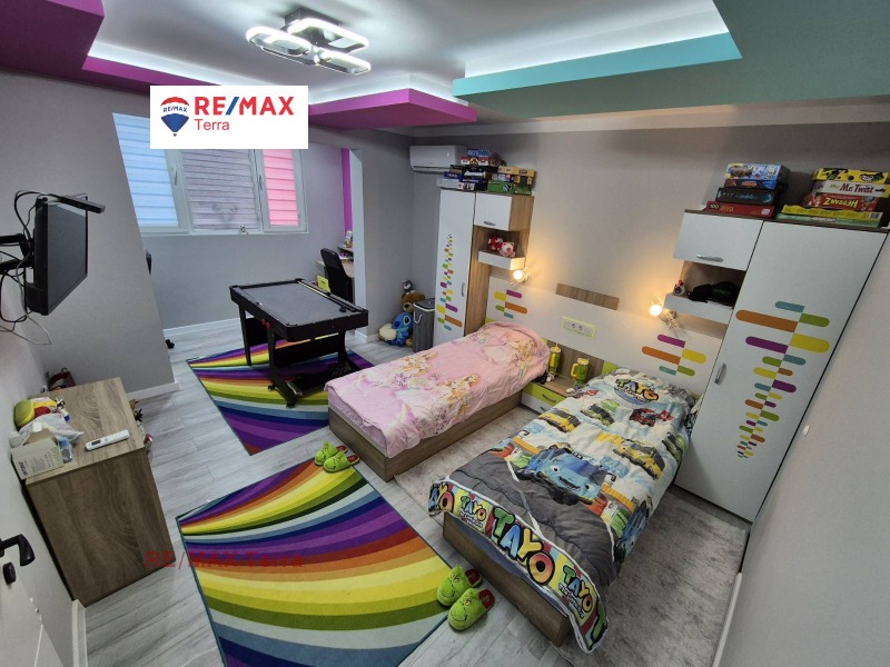 Продава МНОГОСТАЕН, гр. Плевен, Дружба 4, снимка 2 - Апартаменти - 53340667