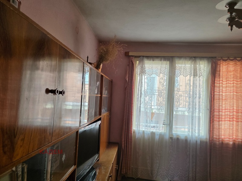 Продава  Етаж от къща град Кюстендил , Център , 110 кв.м | 71689533 - изображение [12]