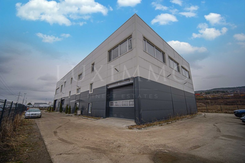 Продава СКЛАД, гр. София, с. Герман, снимка 8 - Складове - 52249022