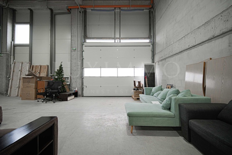 Продава СКЛАД, гр. София, с. Герман, снимка 5 - Складове - 52249022