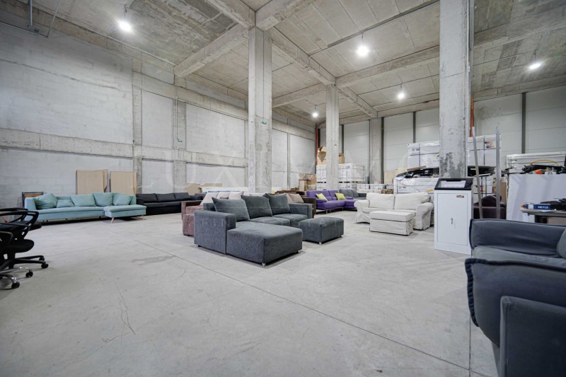 Продава СКЛАД, гр. София, с. Герман, снимка 3 - Складове - 52249022