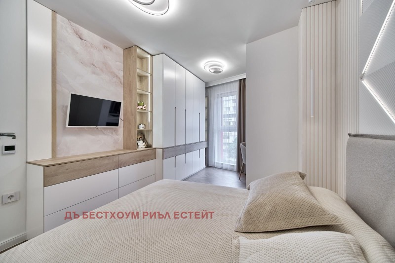 Продава 3-СТАЕН, гр. Варна, Лятно кино Тракия, снимка 9 - Апартаменти - 53118340
