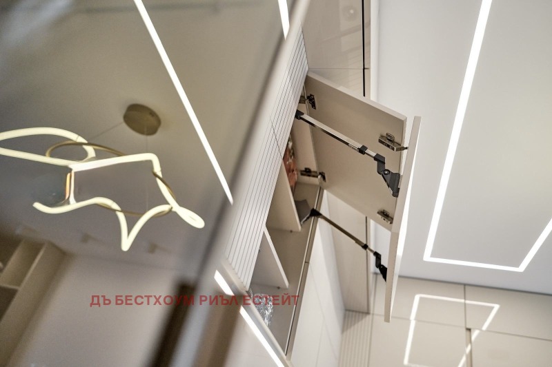 Продава 3-СТАЕН, гр. Варна, Лятно кино Тракия, снимка 5 - Апартаменти - 53118340