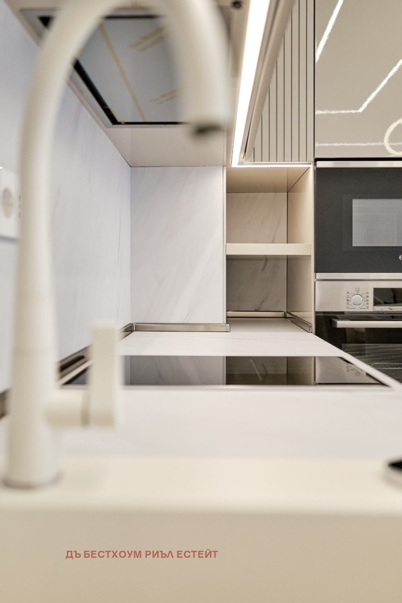 Продава 3-СТАЕН, гр. Варна, Лятно кино Тракия, снимка 6 - Апартаменти - 53118340