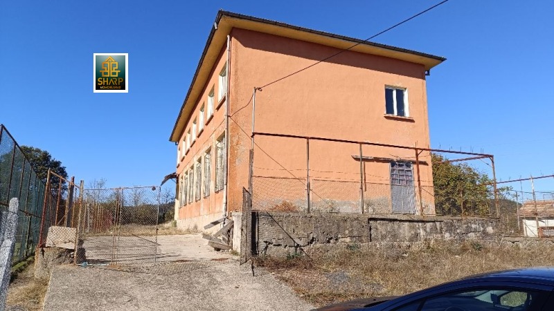 Продаја  Индустријска зграда регион Кардзхали , Кирково , 690 м2 | 75079300 - слика [3]