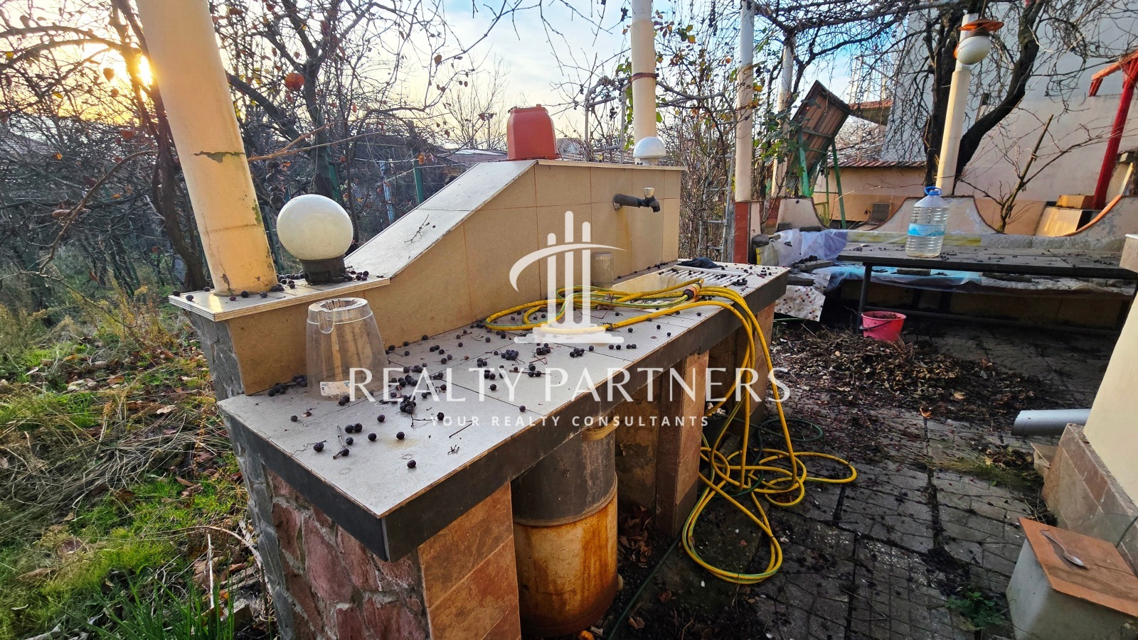 Продава КЪЩА, гр. Перник, Рудничар, снимка 5 - Къщи - 55415036